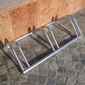 acquagioca posabiciclette a tre posti   eurotank